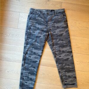 AG Adriano Goldschmied Women's Gray Camouflage Chinos